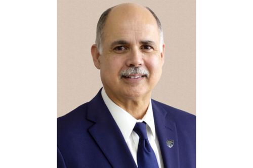 Alejandro R. Capiro solo