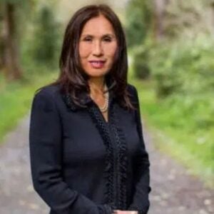 Linda Lee