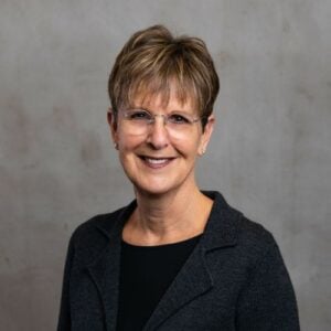 Lynn Susser