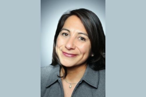 Maria E. Andrade Solo