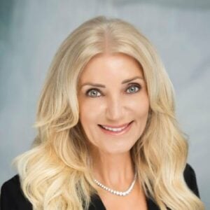 Kelly DeGance