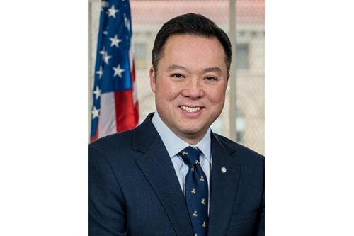 William Tong solo