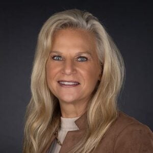 Kim Lora Kaszuba