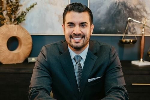 Roberto C. Novas Solo