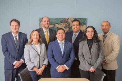 Alexander J. Eiffe Team