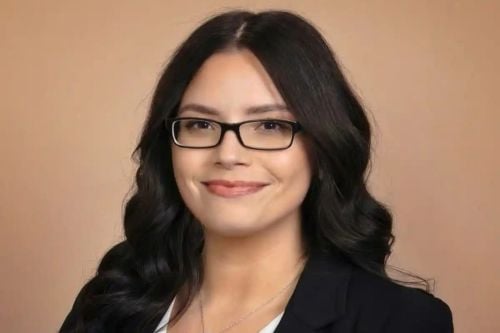 Caitlin E. Klosowsk Solo