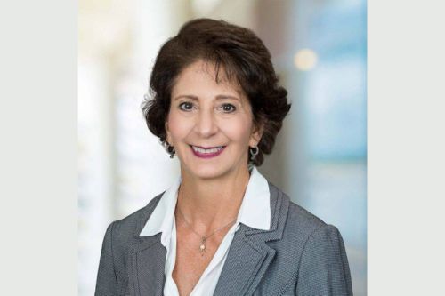 Laurann Asklof Solo