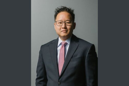 Peter K. Hwang Solo
