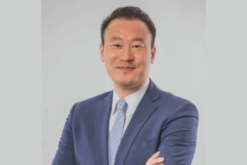 Alexander H. Mun Solo