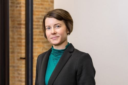 Liz M. Mellem solo