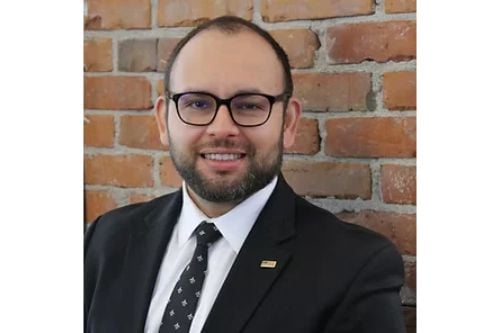 Moises Bejarano solo