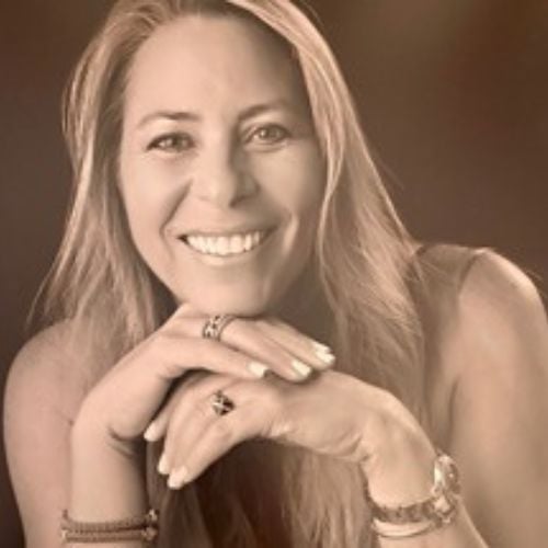 Georgia Spiros Nixon