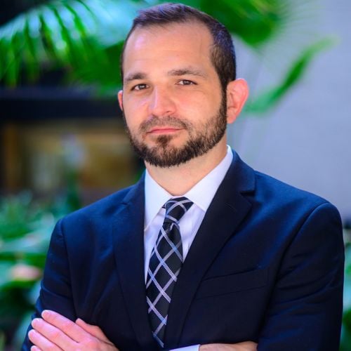 Zachary Steven Naert