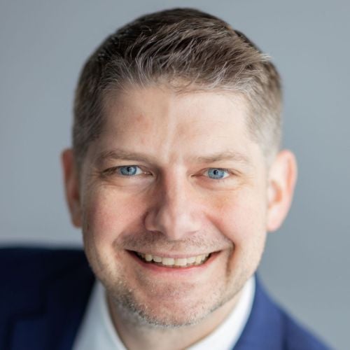Erik Nicholson
