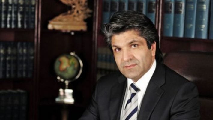 Michael H. Moghtader Solo